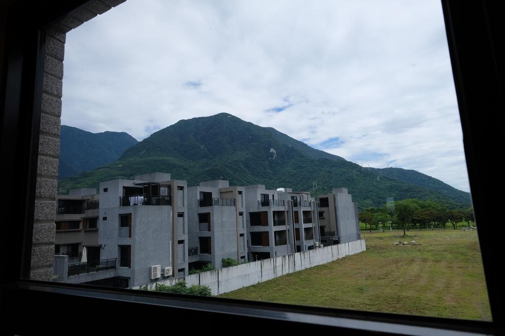 岚翠文旅（电梯民宿） 花莲市 外观 照片